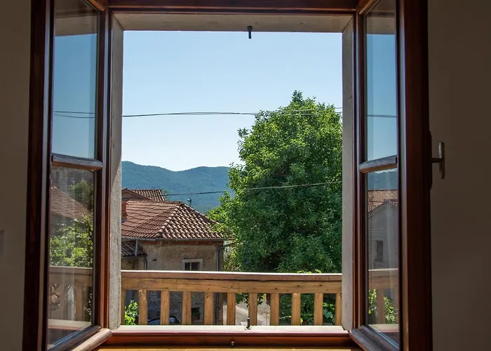 Apartment Apartma Na Skdnu Dutovlje