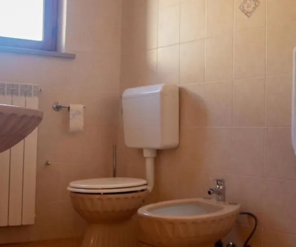 شقة Apartma Na Skdnu *